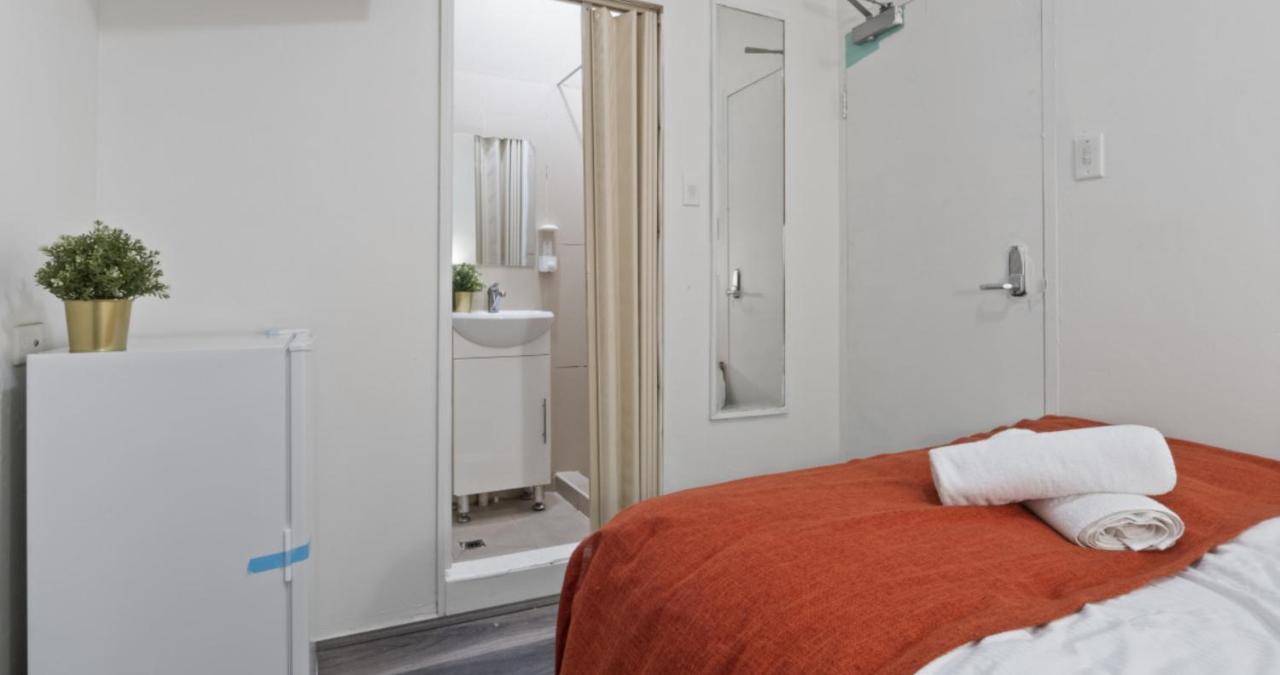 Hotel 64 Sydney Luaran gambar